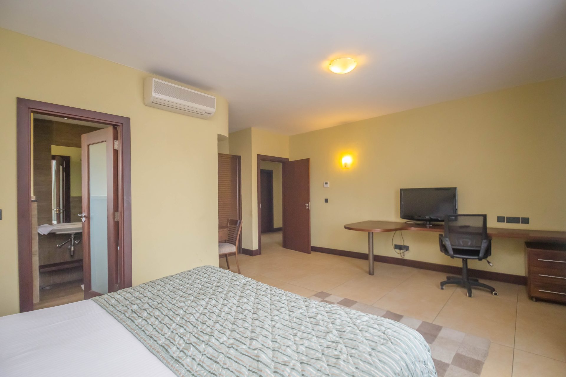Taarifa Suites 81
