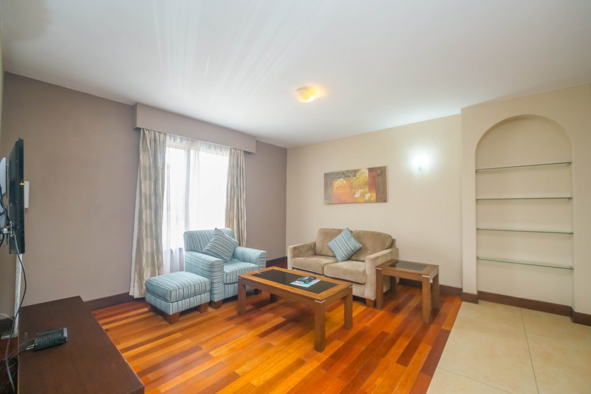 Taarifa Suites 38