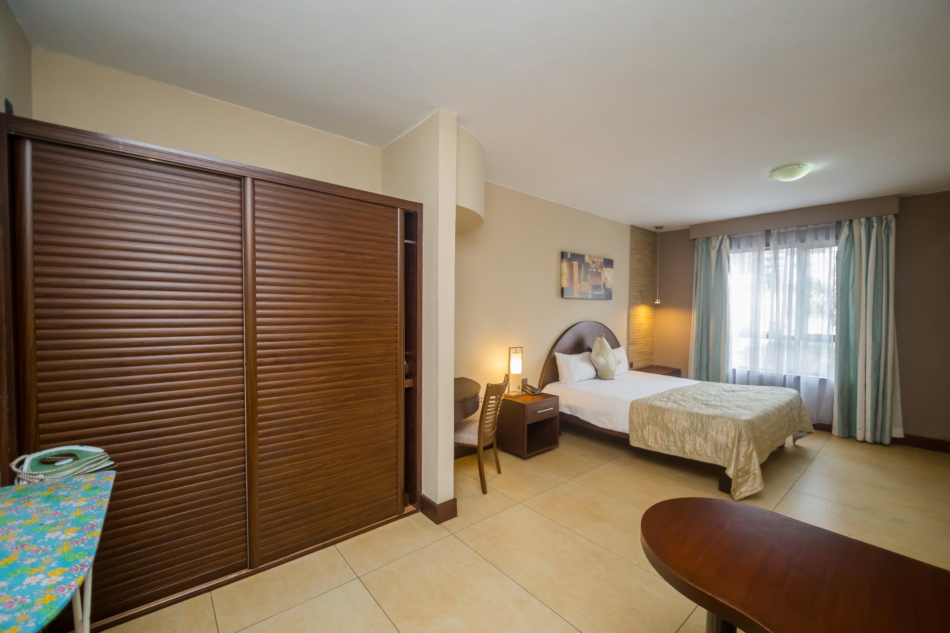 Taarifa Suites 10