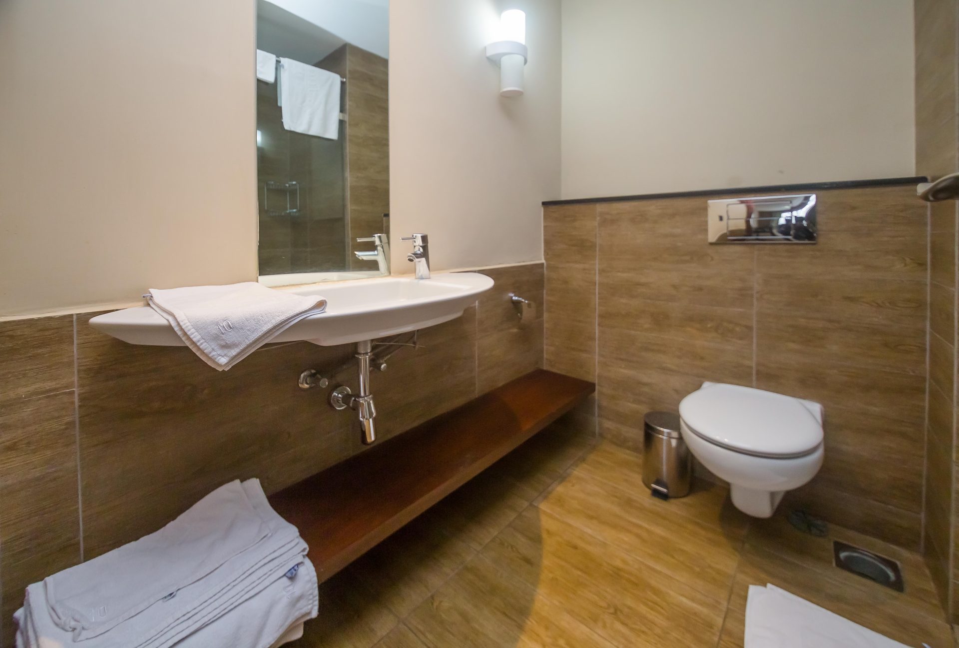 Taarifa Suites 105