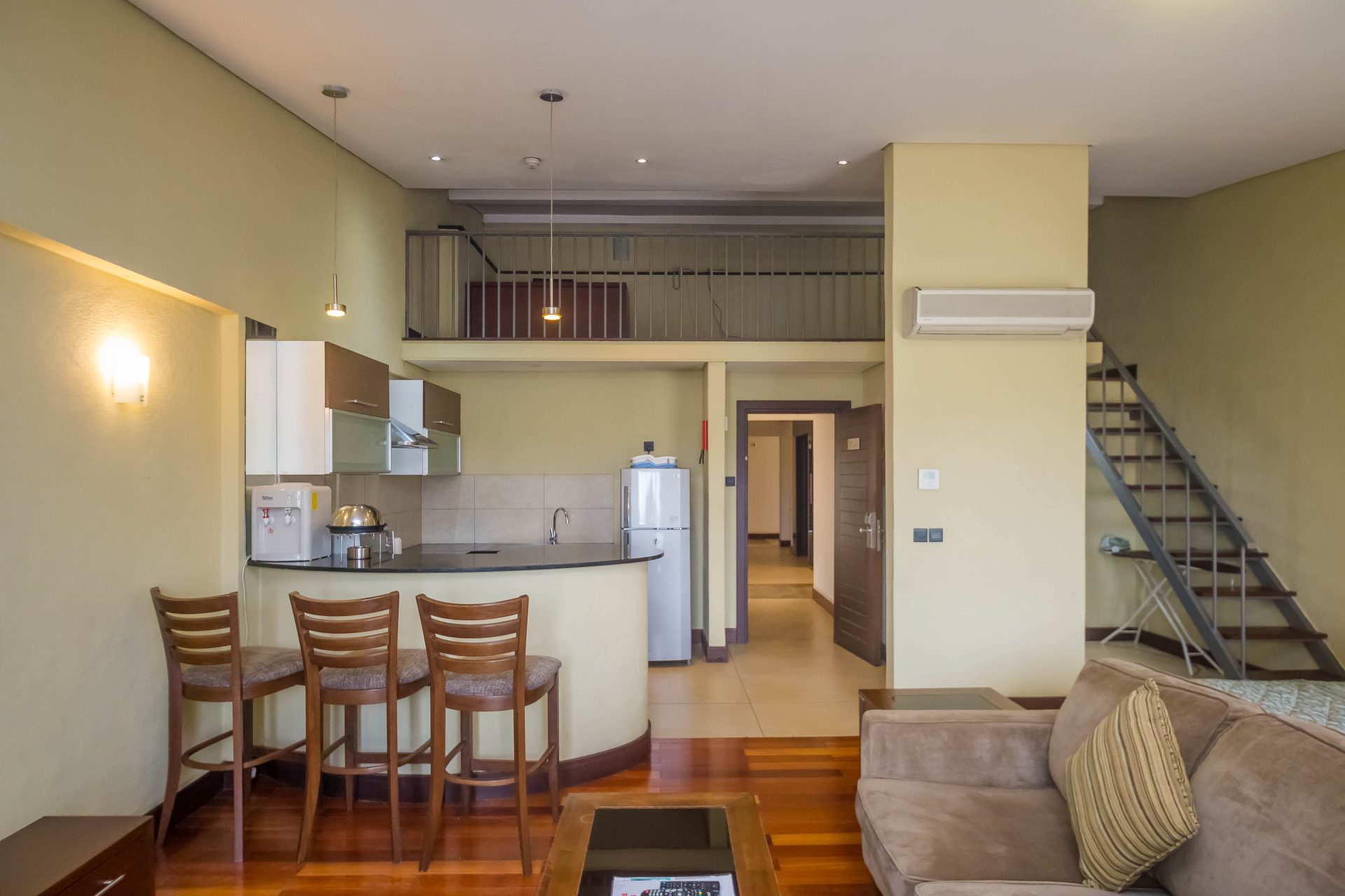 Taarifa Suites 4