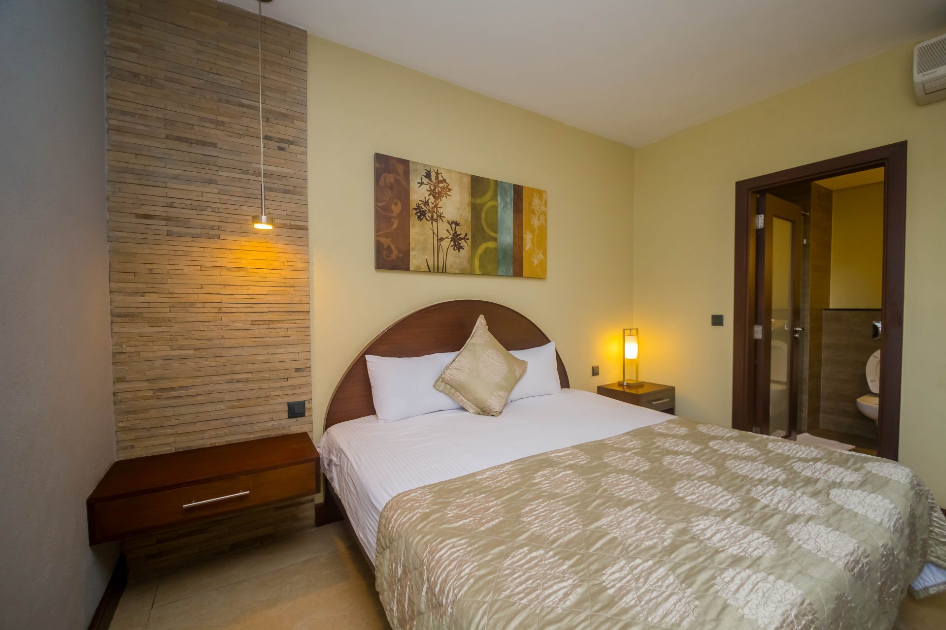 Taarifa Suites 12