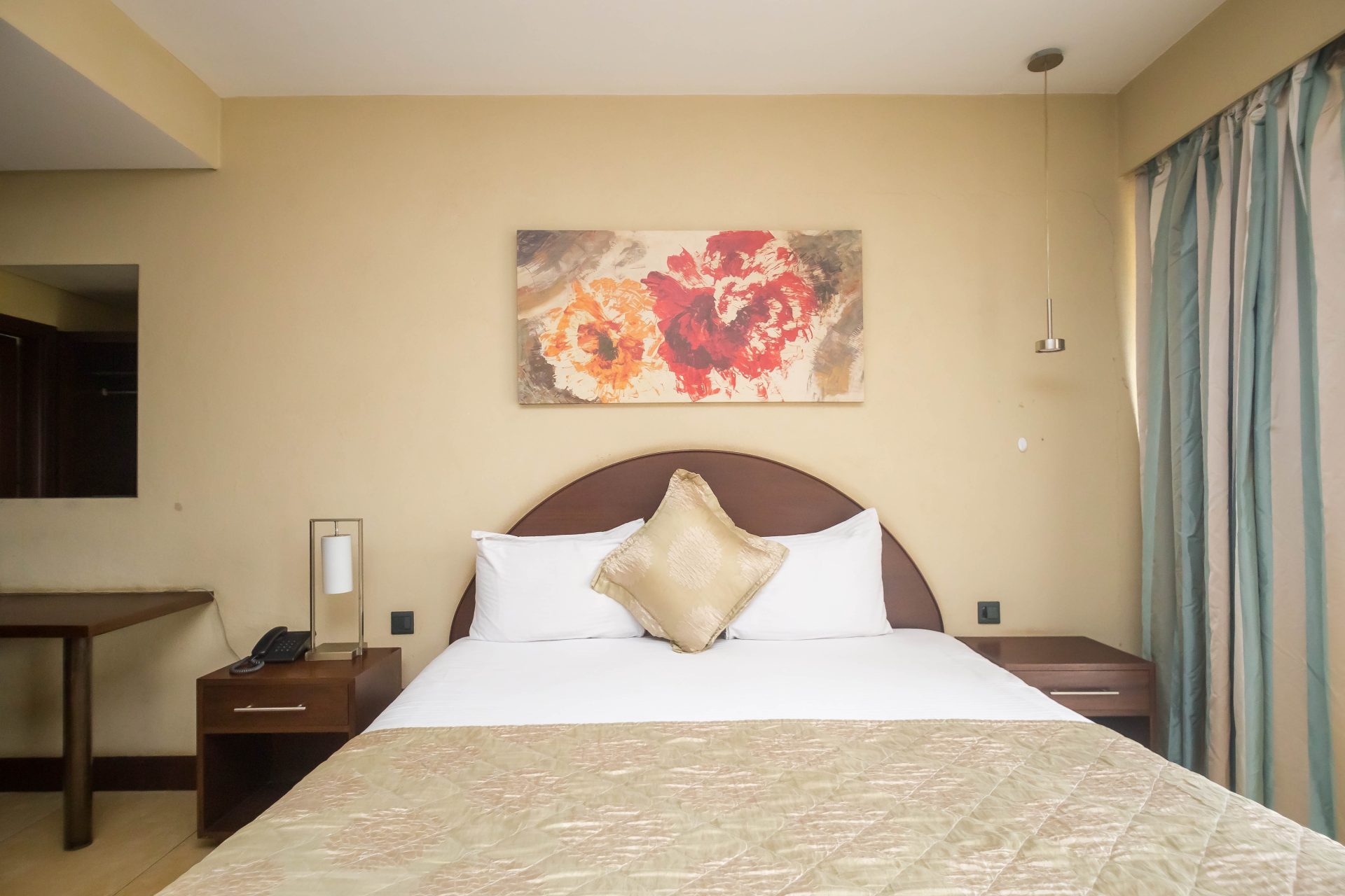 Taarifa Suites 20