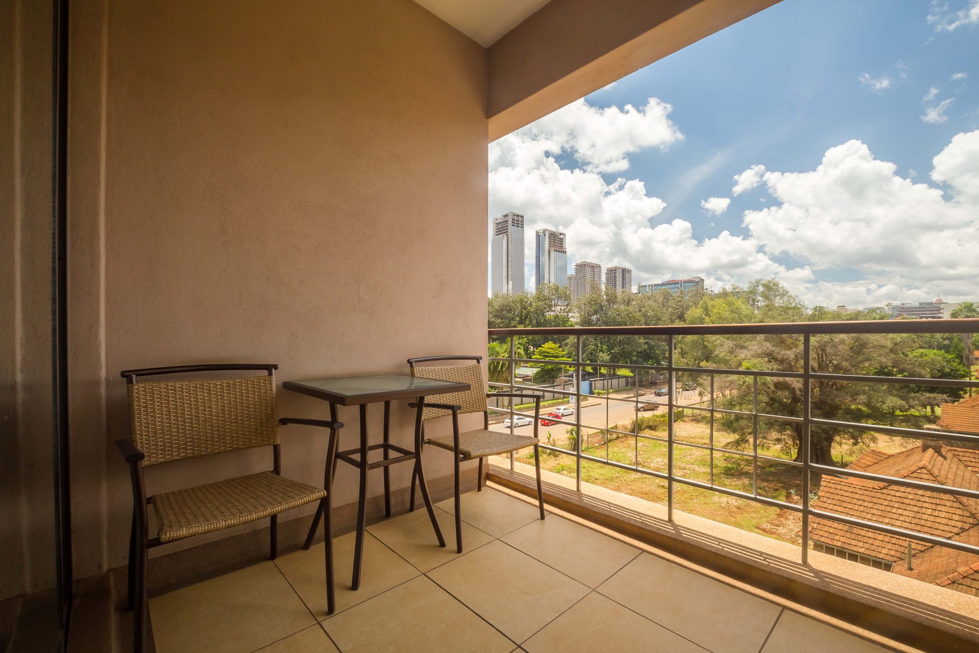 Taarifa Suites 91