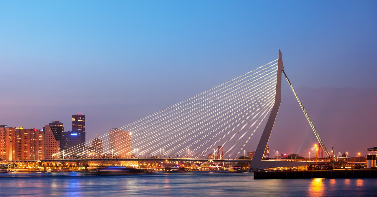 Rotterdam–The Hague Airport Hacks: Best Day-Use Hotels for Instant Showers & Power Naps