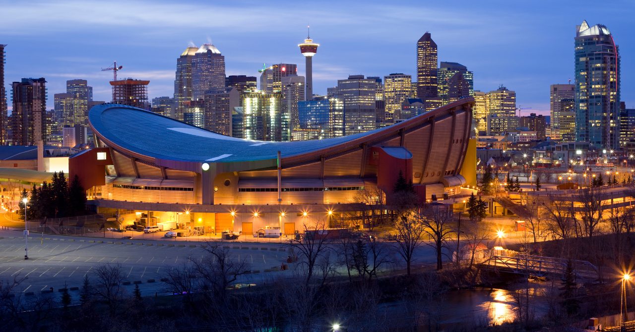 Best Calgary Day-Use Hotels Near Downtown & YYC — 2025 Traveler Guide