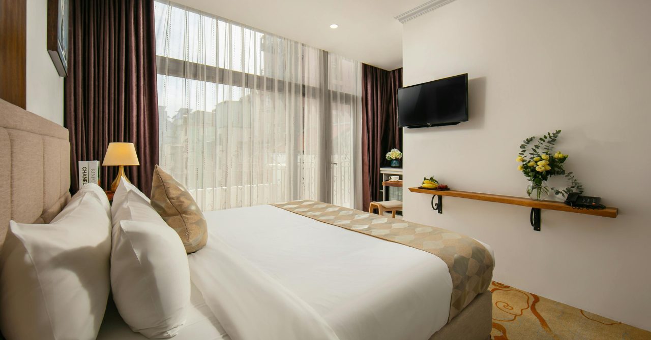Hanoi Airport Day-Use Guide: 5 Best Hotels for Quick Naps & Showers Near Noi Bai