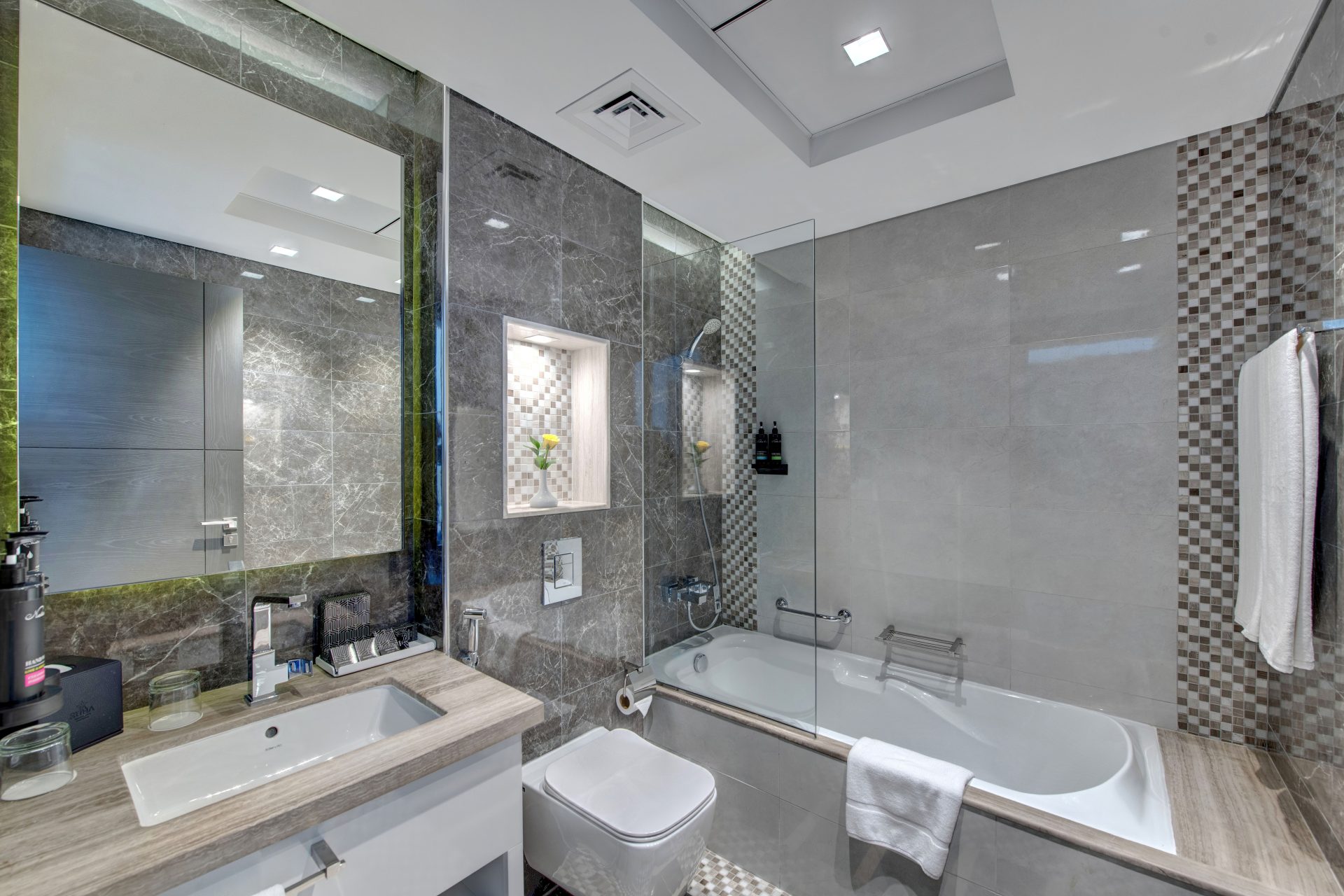 SUHA Mina Rashid Hotel Apartments 48
