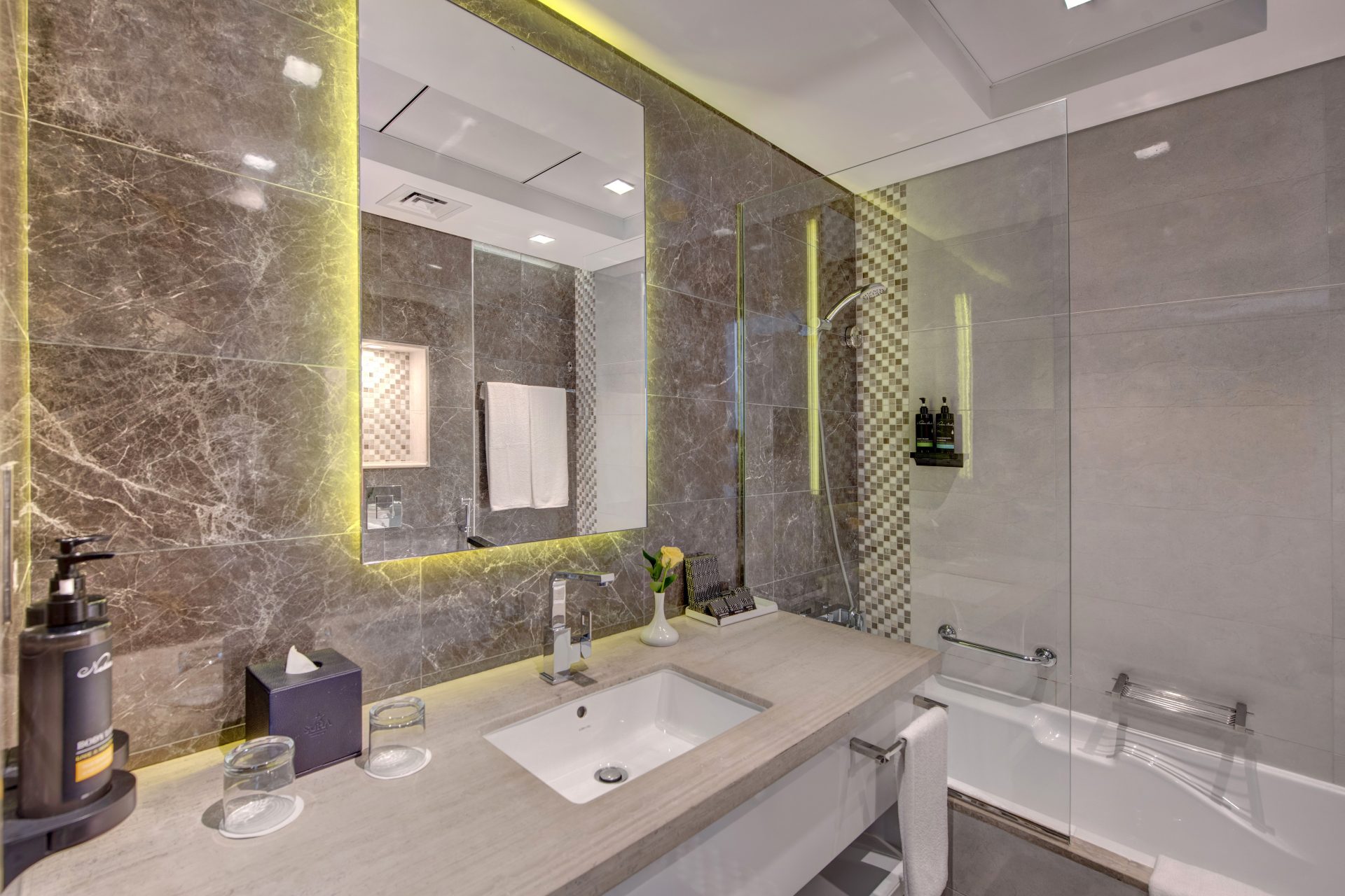 SUHA Mina Rashid Hotel Apartments 39