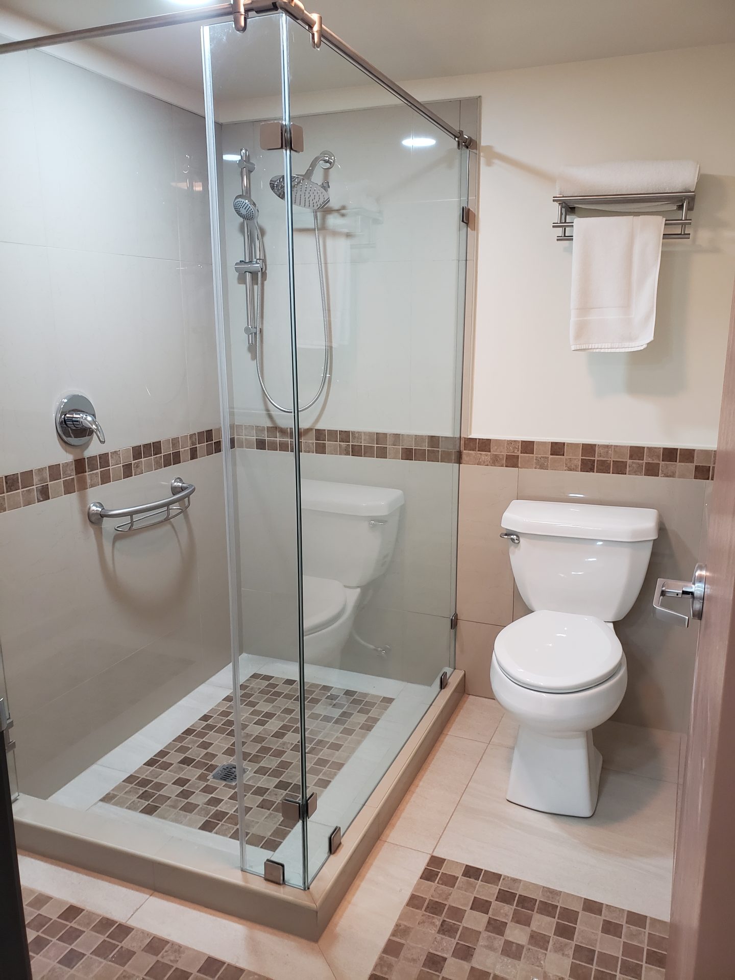 Hotel La Villa de Zaragoza 16