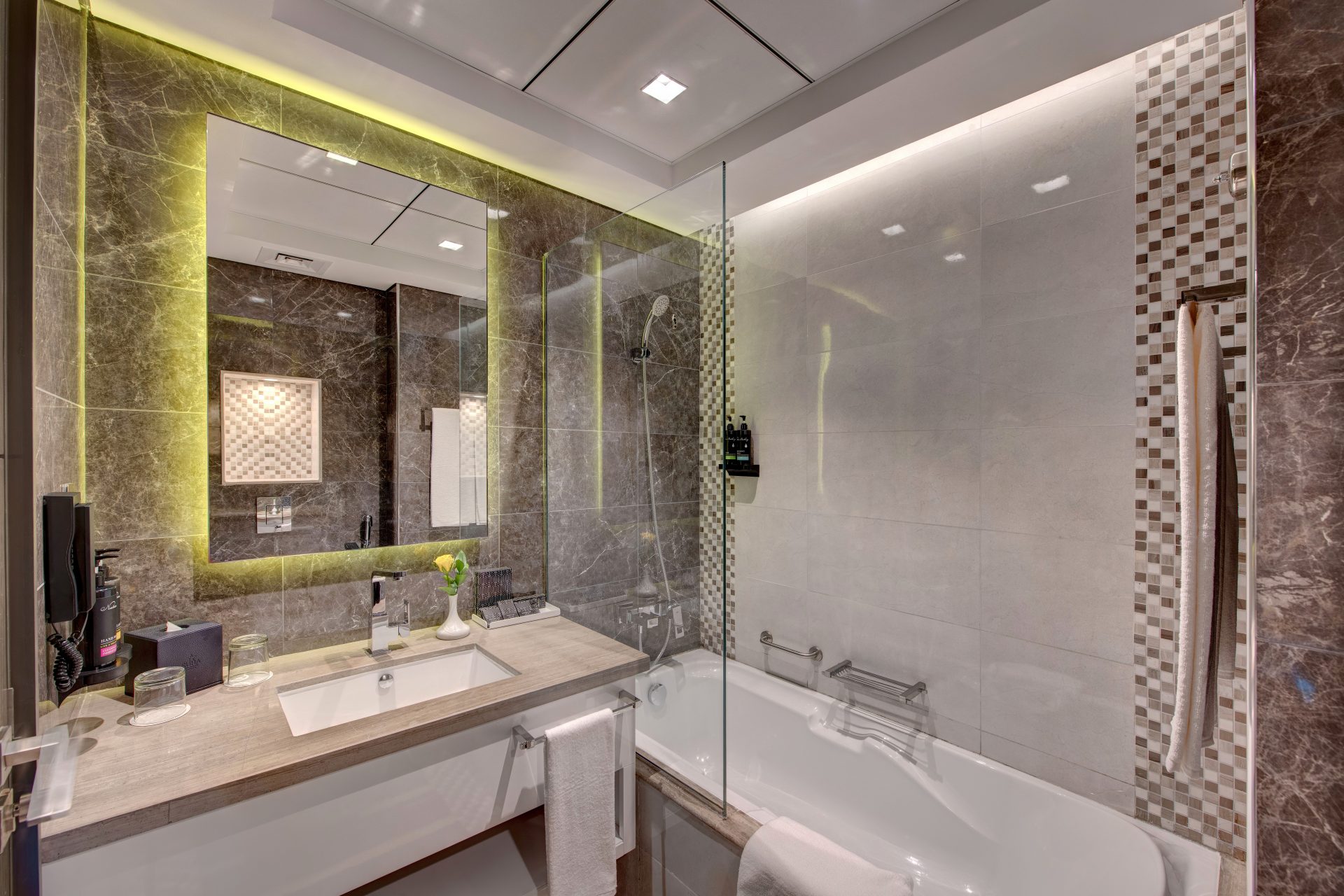 SUHA Mina Rashid Hotel Apartments 30