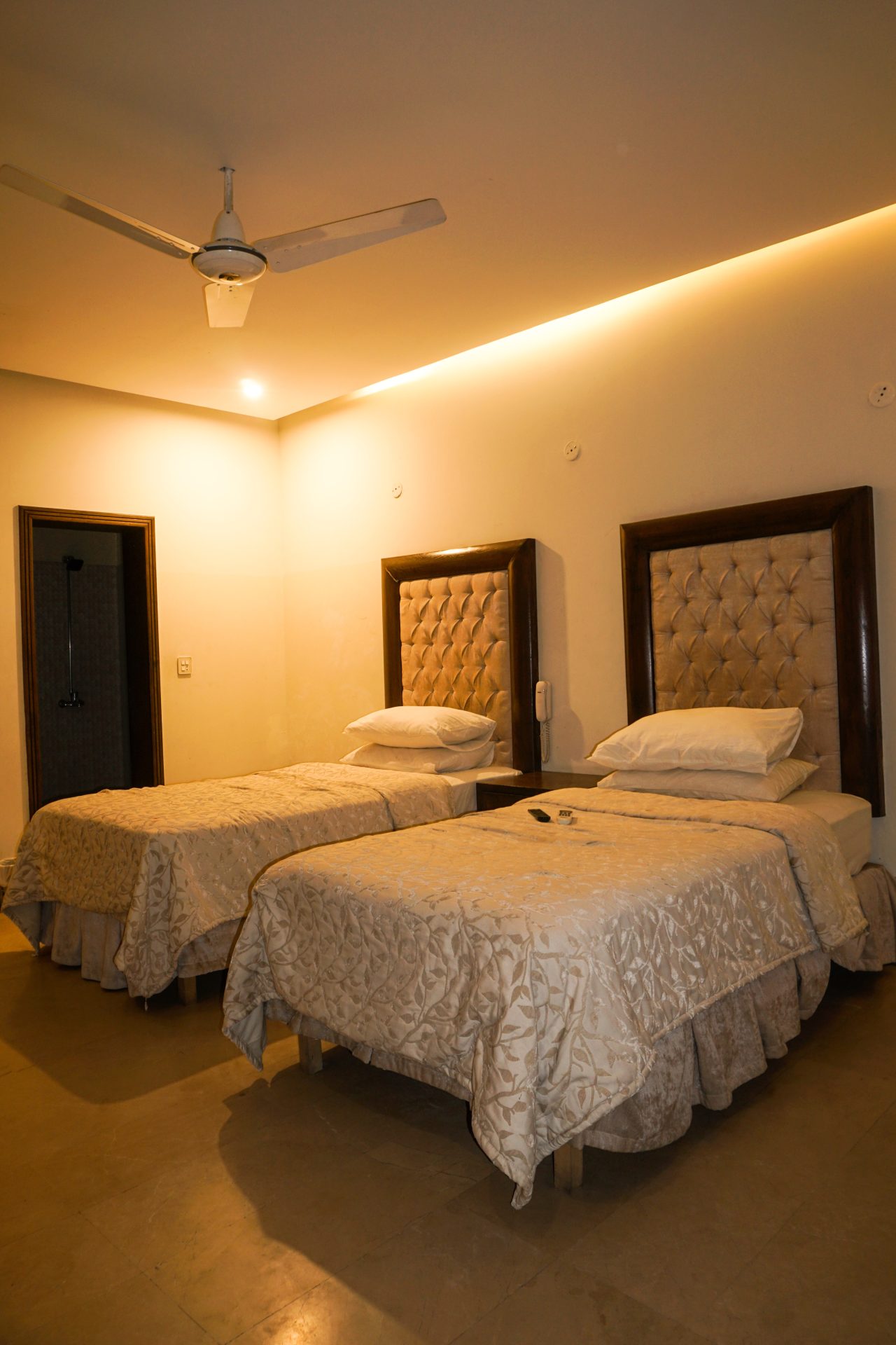 City View Hotel & Restaurant 13