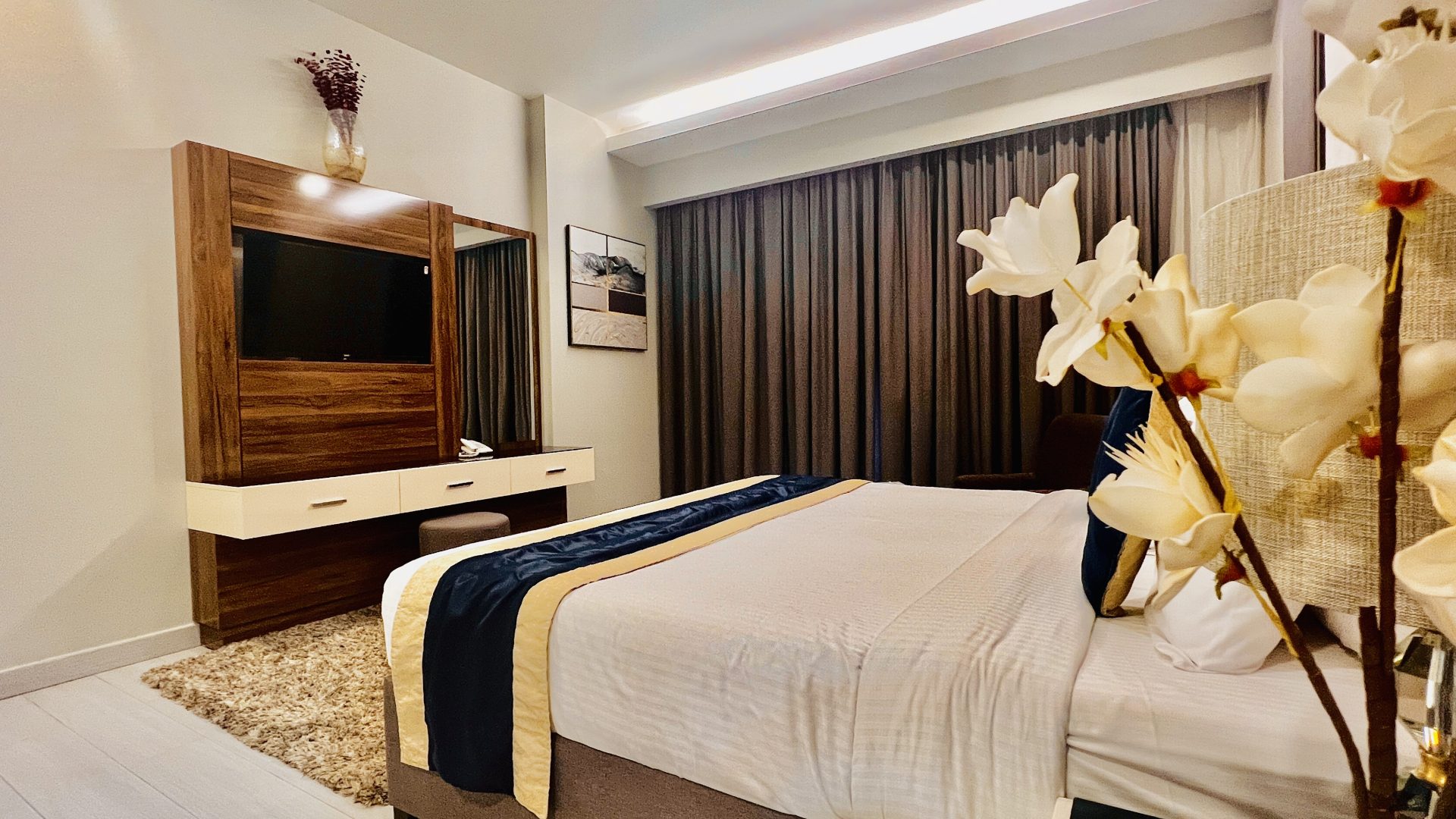 BW Suites & Spa 7