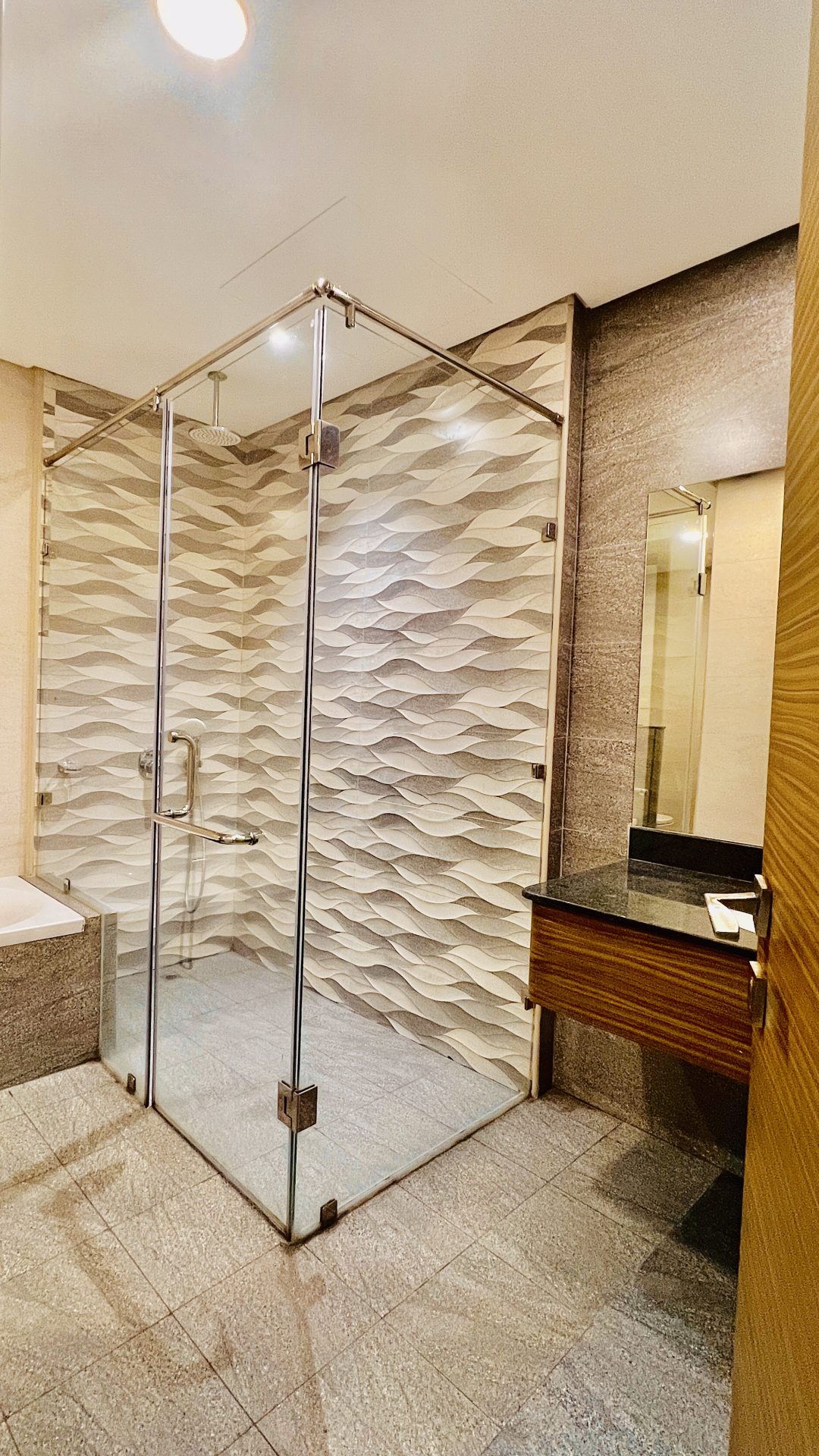 BW Suites & Spa 9