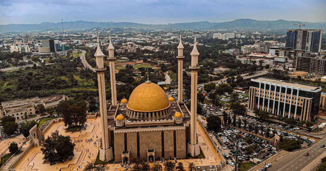 Top Abuja Day Use Hotels for Transit Travelers – Book a Day Room & Recharge