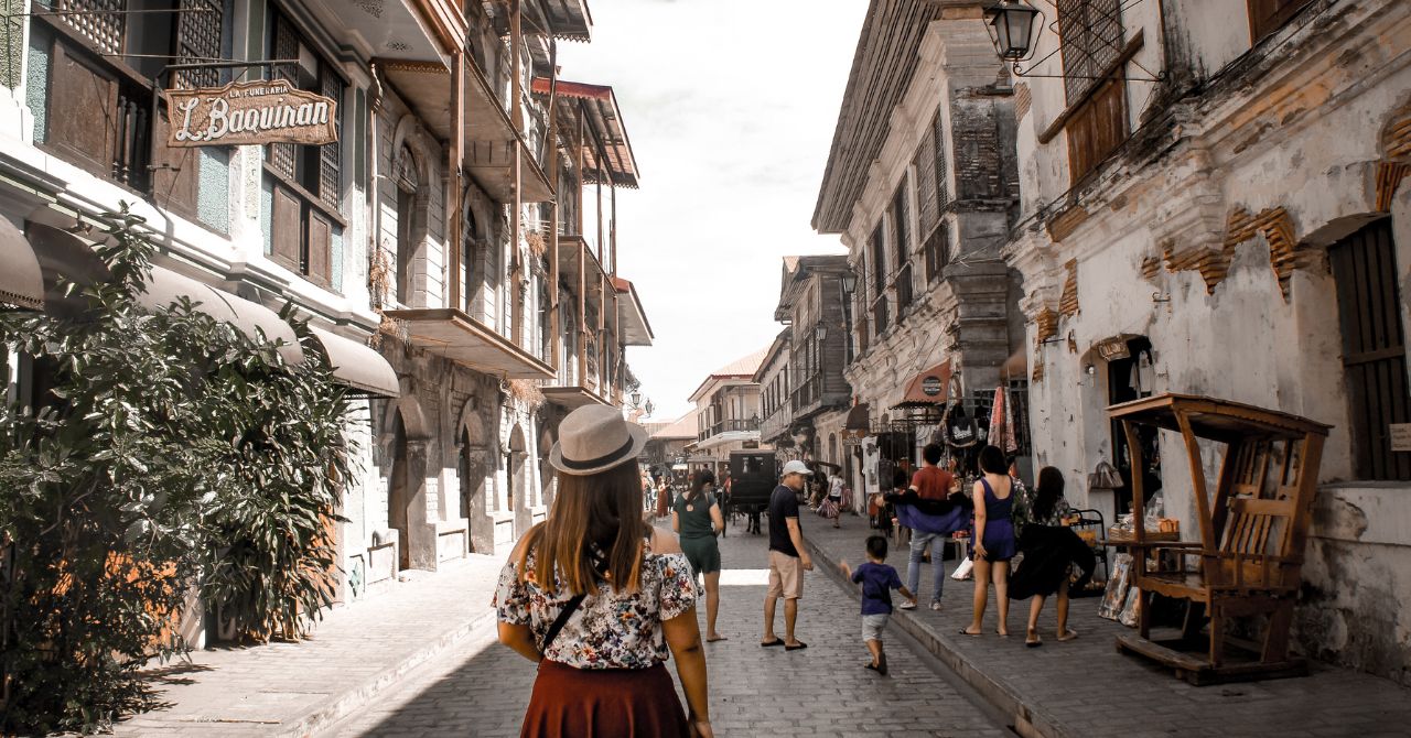 Cebu Layover Survival Guide: Best Day-Use Hotels Near Mactan Airport (CEB)