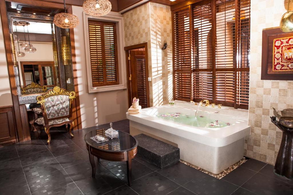 Ammatara Pura Pool Villa 13