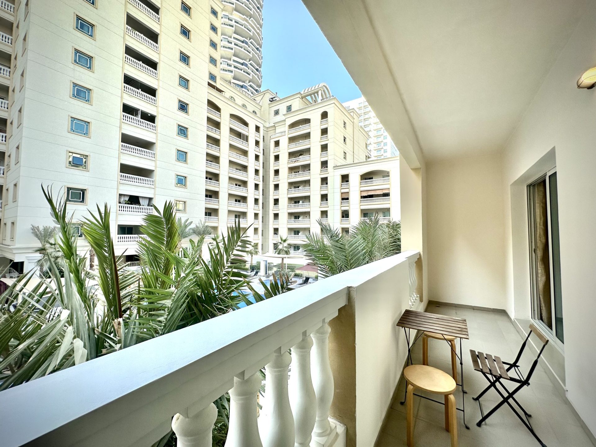 One Bedroom Suite 10