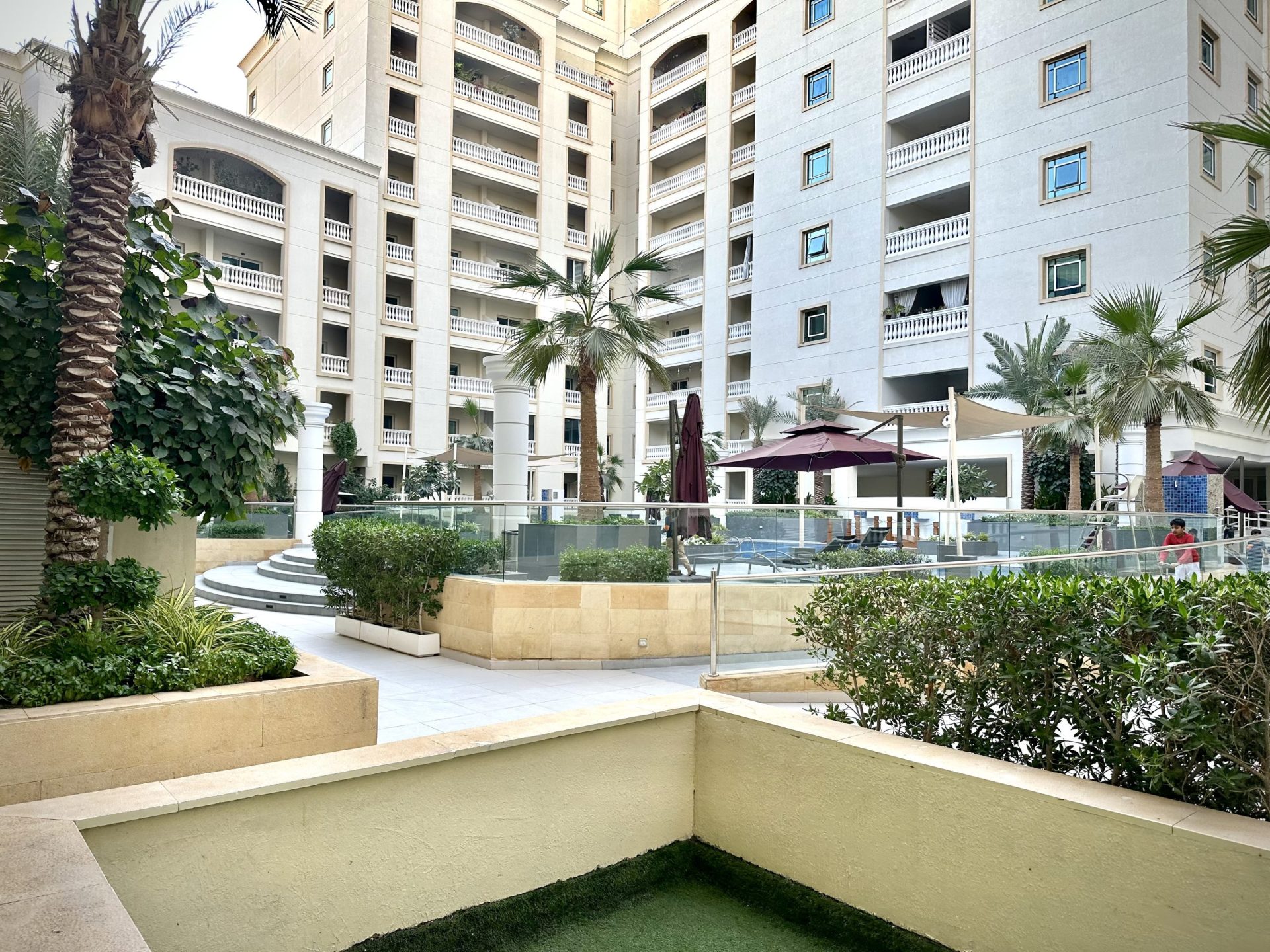 One Bedroom Suite 12