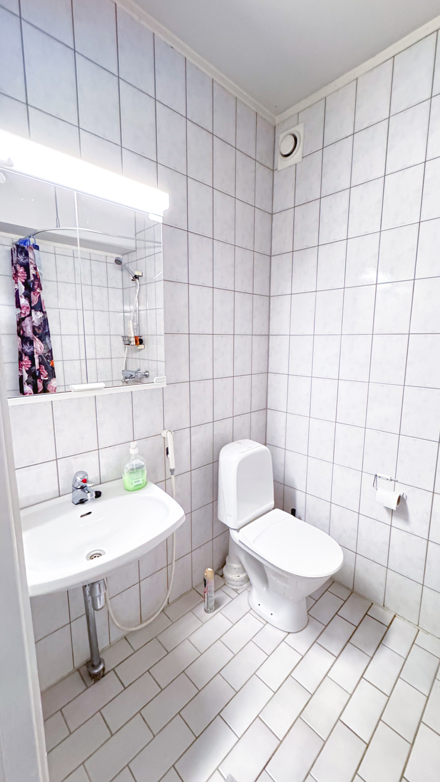 Spacious 2room apartment in the center of Oulu, Parking 8
