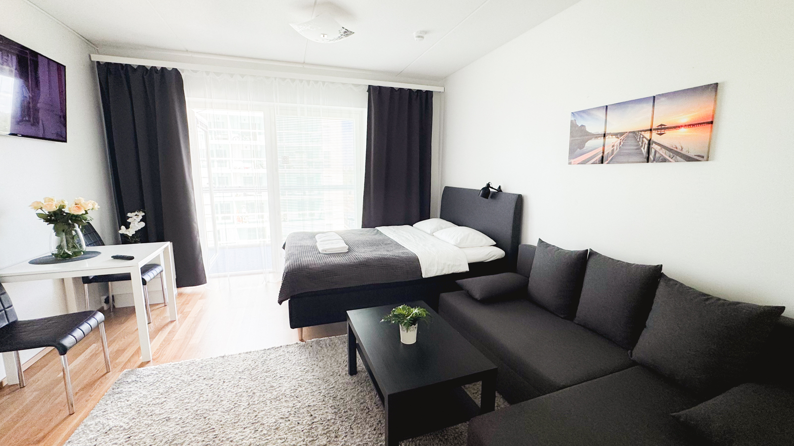 City center 1R studio with perfect view, parking 4