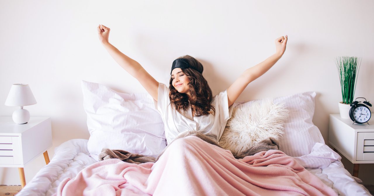 Short Stay, Big Reset: Day-Use Hotel × Thai Massage Guide